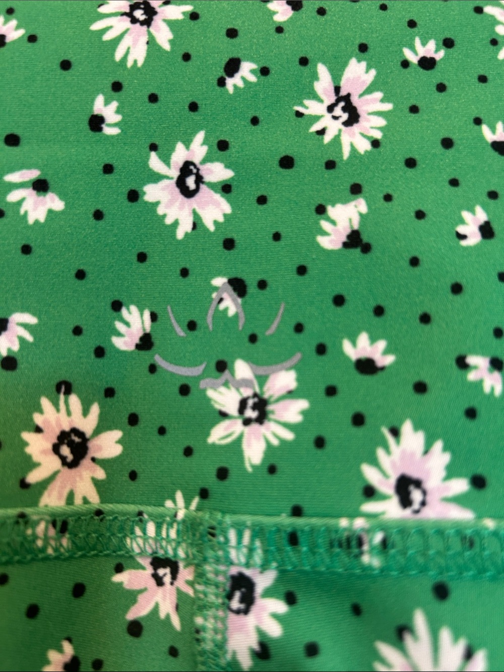 BEYOND YOGA High Waisted Midi Leggings in Honeydew Daisies - Picture 10 of 14